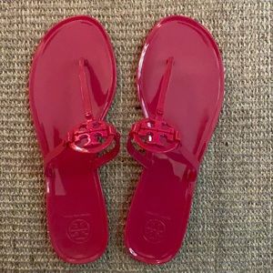 TORY BURCH Hot Pink Jelly Thong Sandals